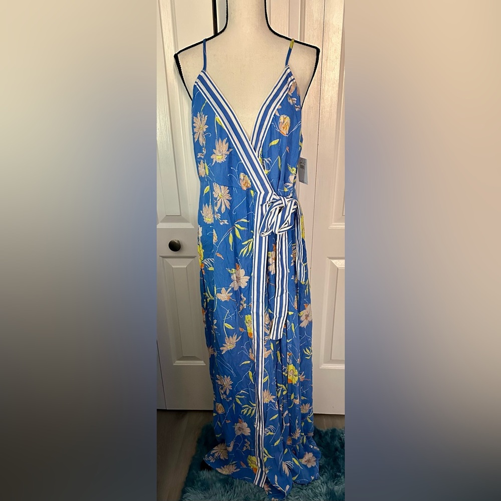 DESIGNED BY O’NEILL!! NWT MAXI FLORAL FRONT WRAP SUNDRESS WITH ADJUSTABLE STAPS.